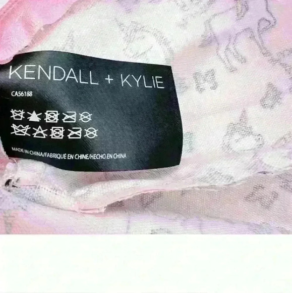 Kendall & Kylie Pink Rainbow Unicorn Zipper Case makeup bag travel bag new - Picture 7 of 8